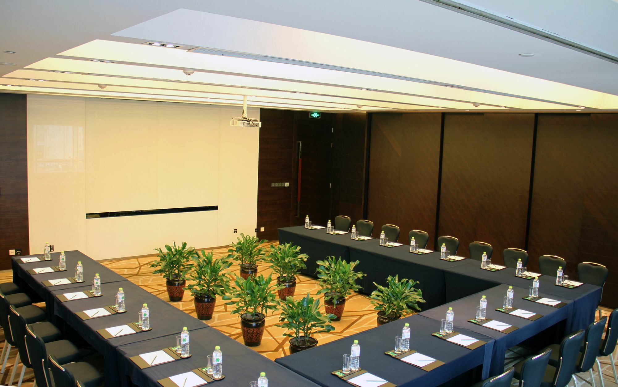 Wyndham Garden Yuhuan Downtown Hotel Taizhou  Bagian luar foto